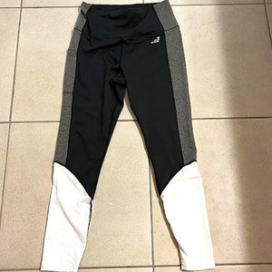 Color-block leggings, size Small, 7/8 length